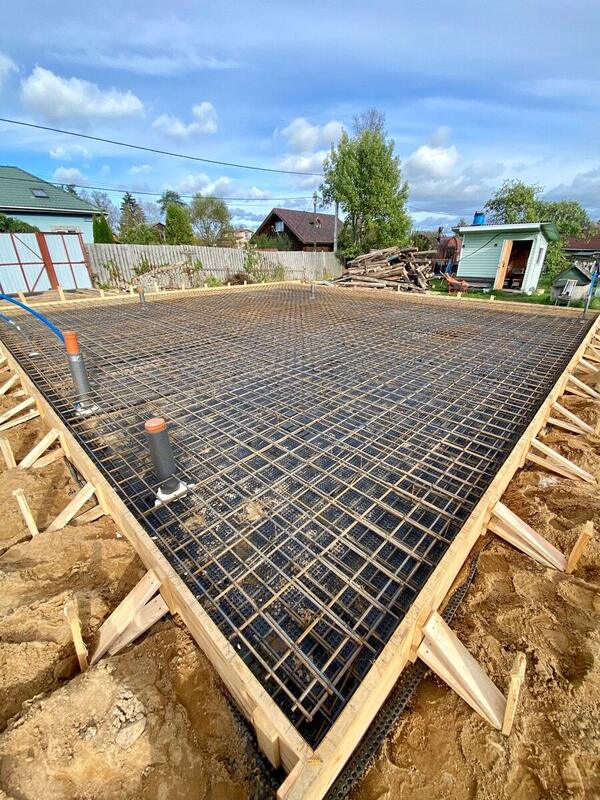 Армокаркас монолитной плиты 120 м² на объекте в Ропше, Ломоносовский район Ленобласти